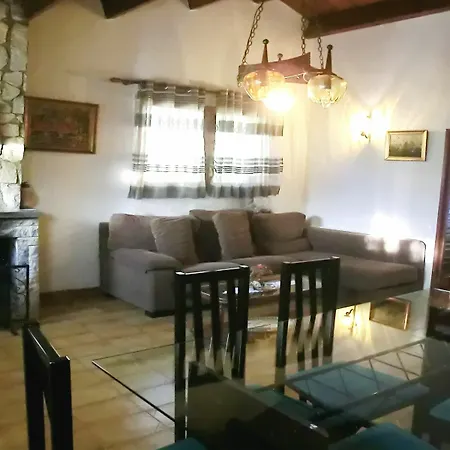 Villa 104667 In *