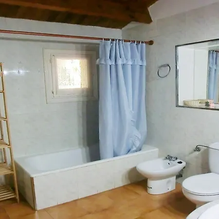 Villa 104667 In *