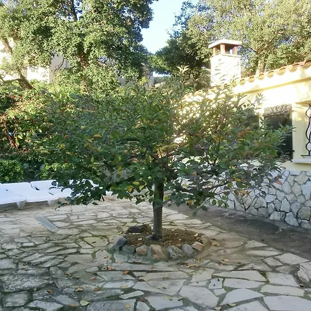 Villa 104667 In